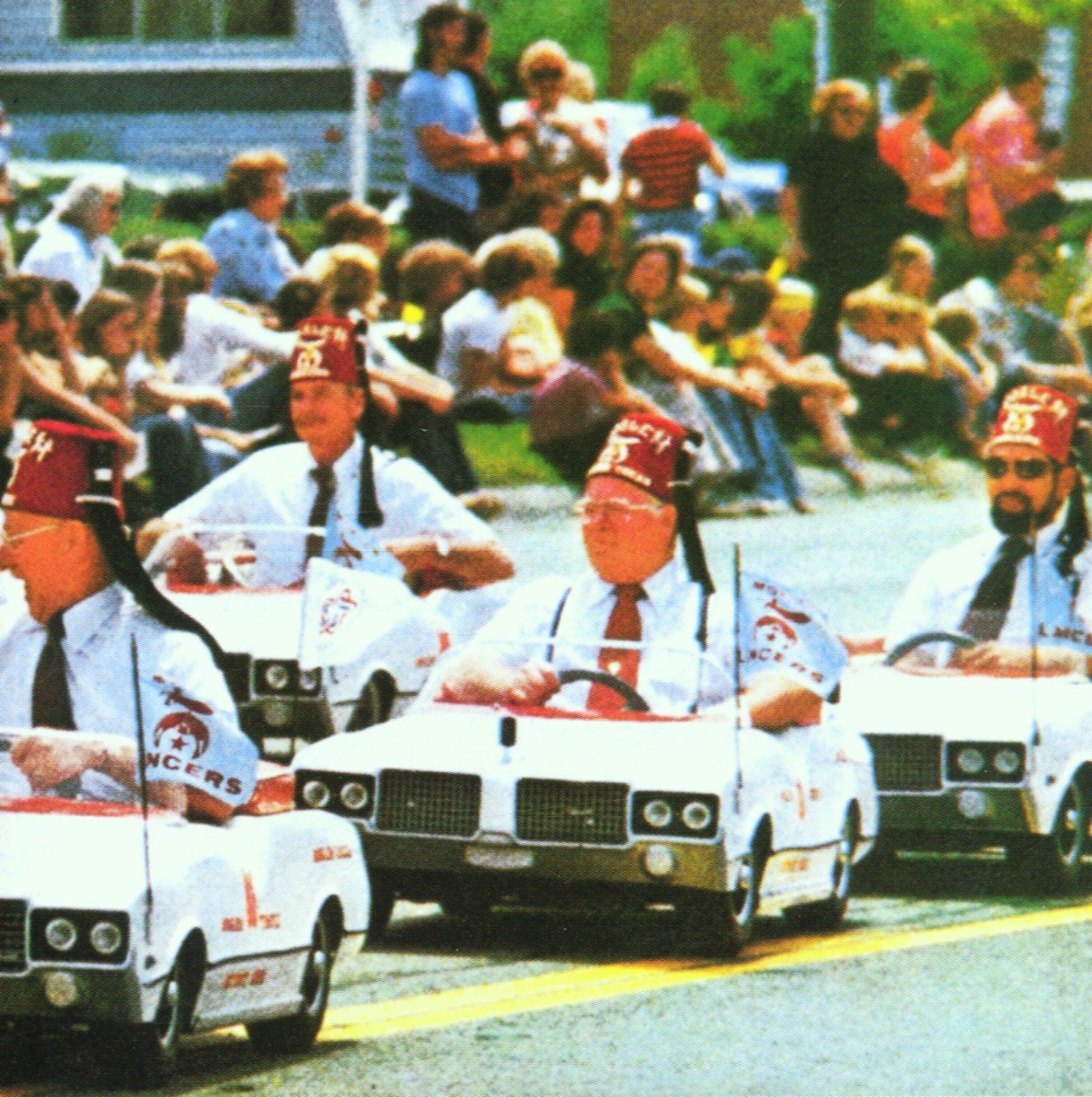 Frankenchrist: DEAD KENNEDYS: Amazon.ca: Music
